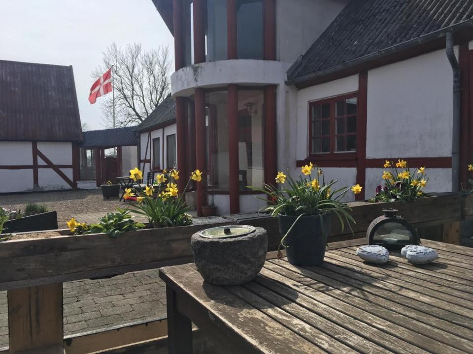 Praestogaard Bed & Breakfast Exterior foto