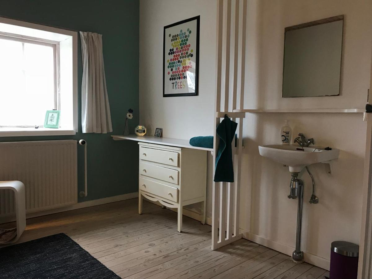 Praestogaard Bed & Breakfast Exterior foto